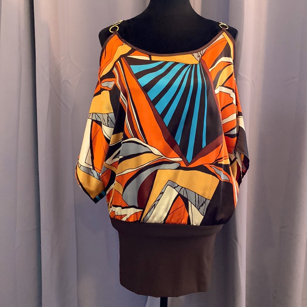 Super sexy mini dress from Murrangbee. Size medium. 25 1/2”middle neck to bottom